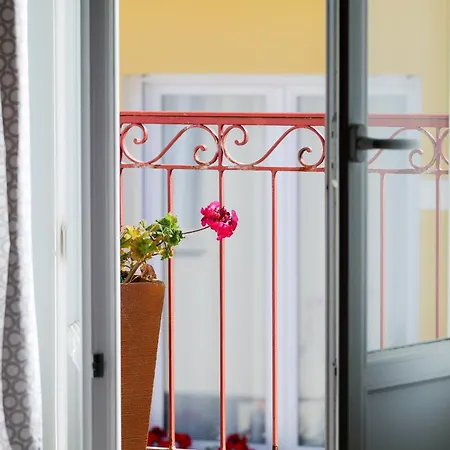 펜션 Jolie Maison Sablaise Avec Jardin Quartier Arago Et Proche Plage, - 8 Personnes *