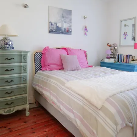 펜션 Jolie Maison Sablaise Avec Jardin Quartier Arago Et Proche Plage, - 8 Personnes *