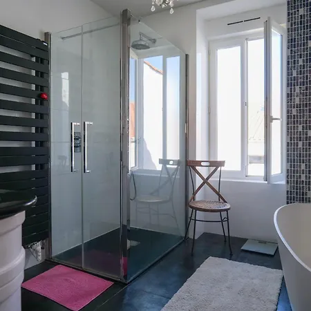 Jolie Maison Sablaise Avec Jardin Quartier Arago Et Proche Plage, - 8 Personnes * Les Sables-dʼOlonne