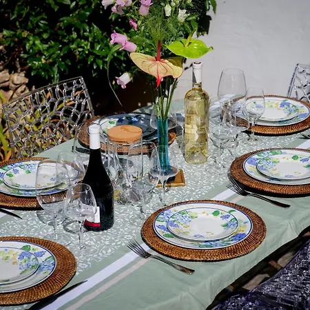 펜션 Jolie Maison Sablaise Avec Jardin Quartier Arago Et Proche Plage, - 8 Personnes *
